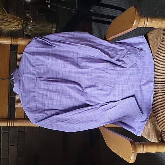 Izod purple plaid button-down,  size M - Picture 7 of 10
